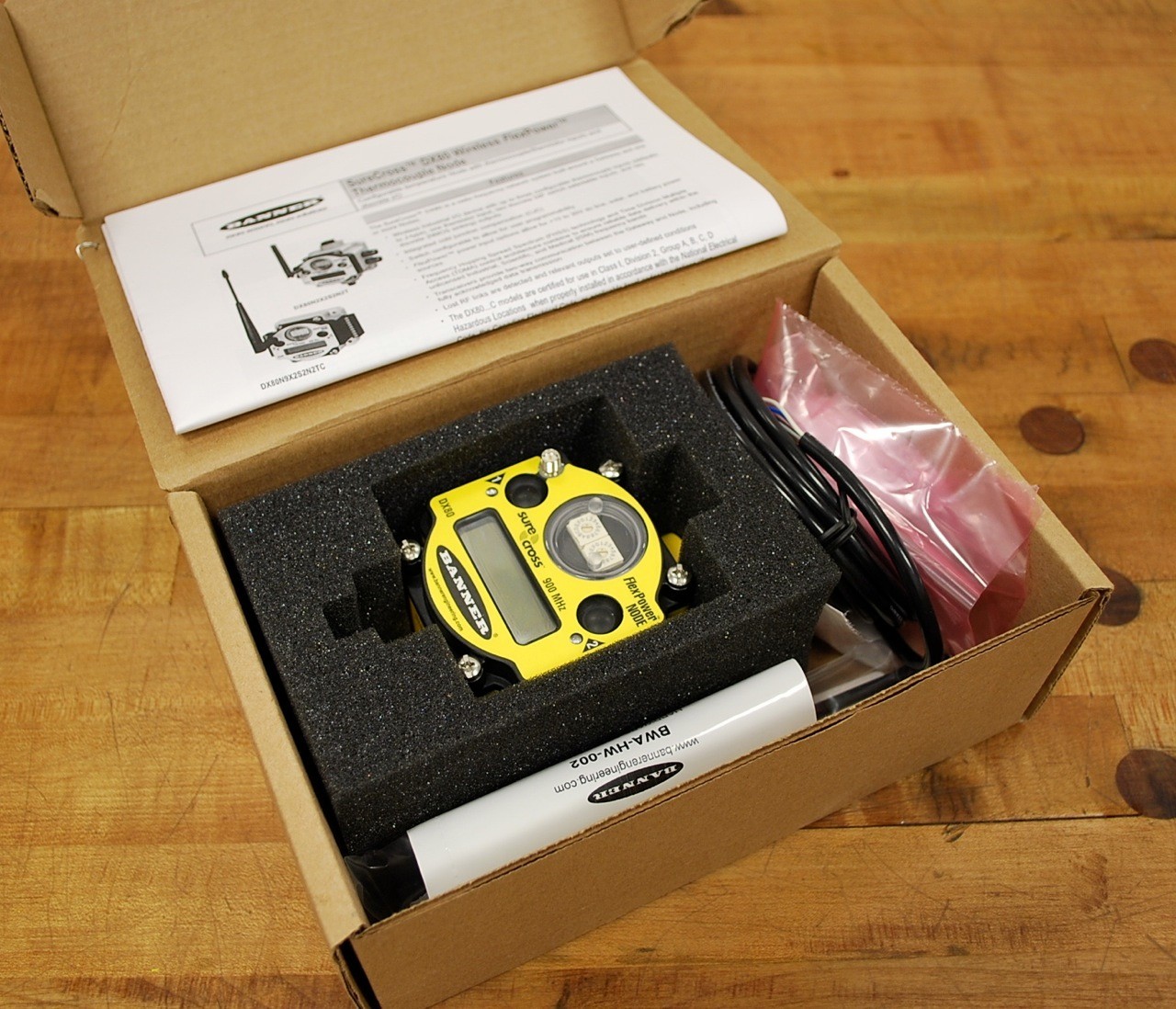 Banner DX80 Node 900MHz DX80N9X2S2N2T New in box NEW eBay