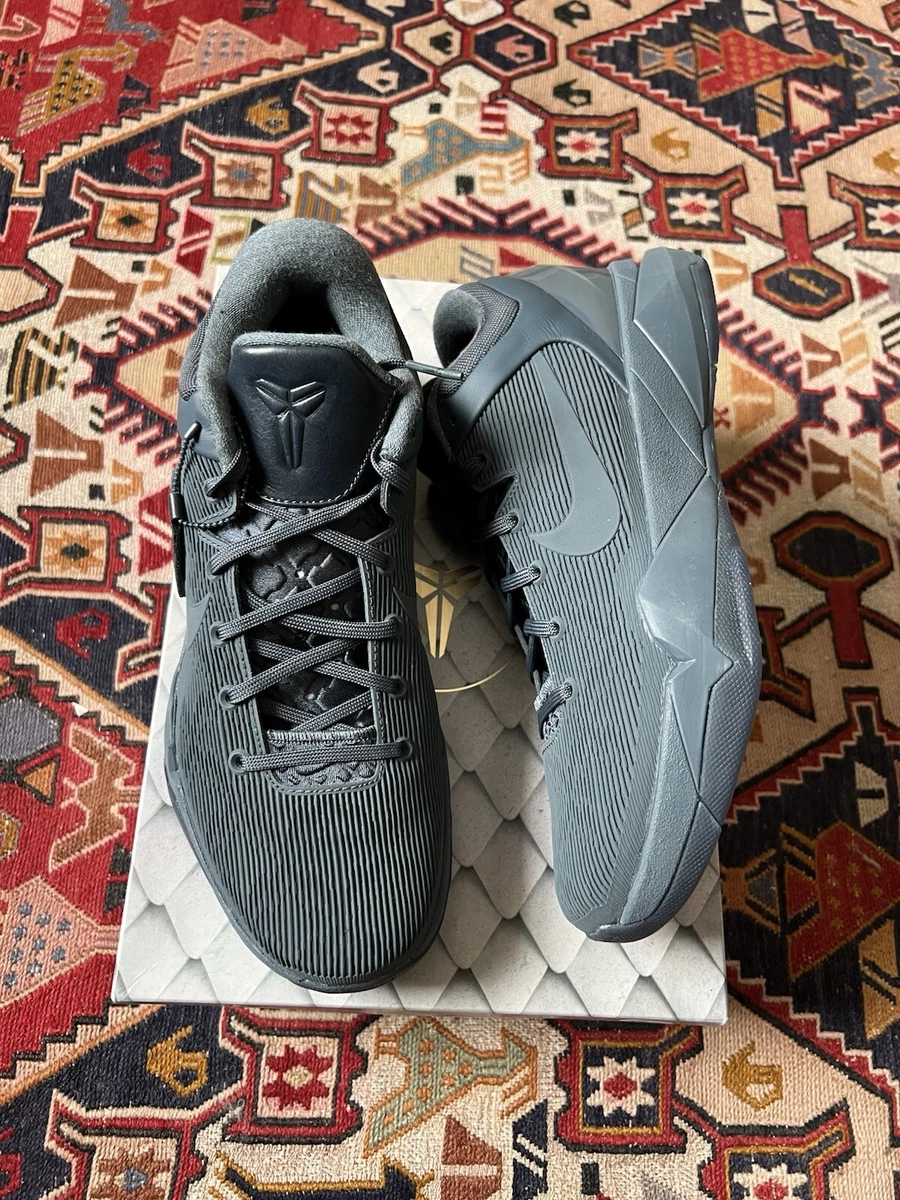 Preços baixos em Nike Zoom Kobe 7 Fade To Black | eBay