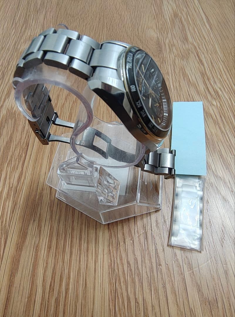 Near Mint SEIKO Brightz SAGA160 8B54-0BB0 Titanium Solar Radio Gold Sapphire image 5
