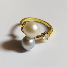 akoya pearl ring, two pearls / grown in Uwajima Japan
