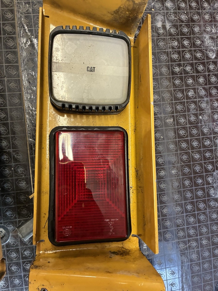 299D2 Rear Light assemblies Cat 611-8341 487-1739 512-3963 512