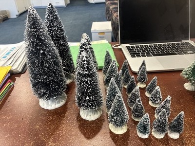LEMAX Lot of 24 Bottle Brush Trees for Christmas Village 2-9 , 3-6  5-31/2, 13-2