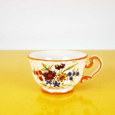 Elegante tazza in ceramica Faenza con fiori