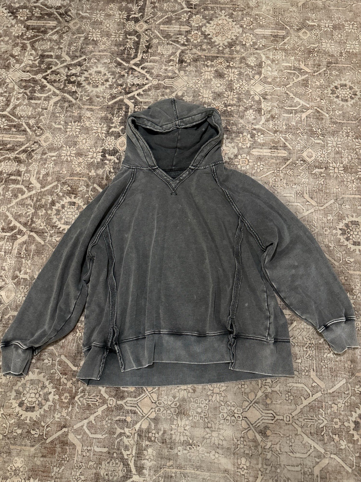 American Eagle Outfitters Women’s Oversized Pullover Sweatshirt, Grey, Size S