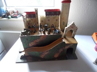 elastolin castello castello con cannoni e soldati Wehrmacht ritrovamento in soffitta