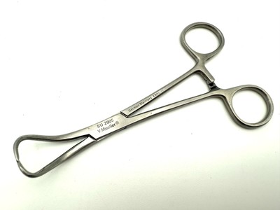V. Mueller SU2905 Backhaus Towel Forceps 5 1/4'' Length