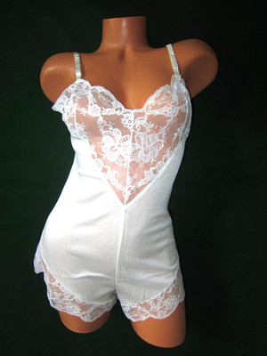 VINTAGE Emilio Pucci R LOGO LACE Stretchy SATIN BODYSUIT TEDDY ROMPER PANTY 36 l