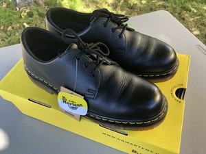 1461 slip resistant leather oxford shoes