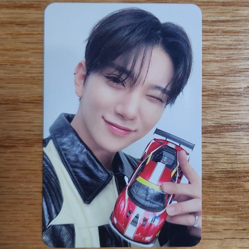 Joshua Official Photocard Seventeen 2025 Season's Greeting Genuine Kpop