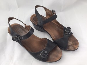 dansko joanie sandals