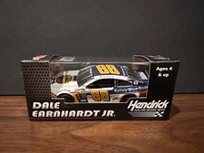Dale Earnhardt Jr  2014 #88 Kelley Blue Book Chevy SS 1/64