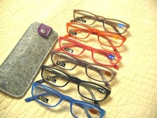Reading Glasses  Case 1/2 Moon 1.50  4.00 Women's Men's Reading Glasses RX501S