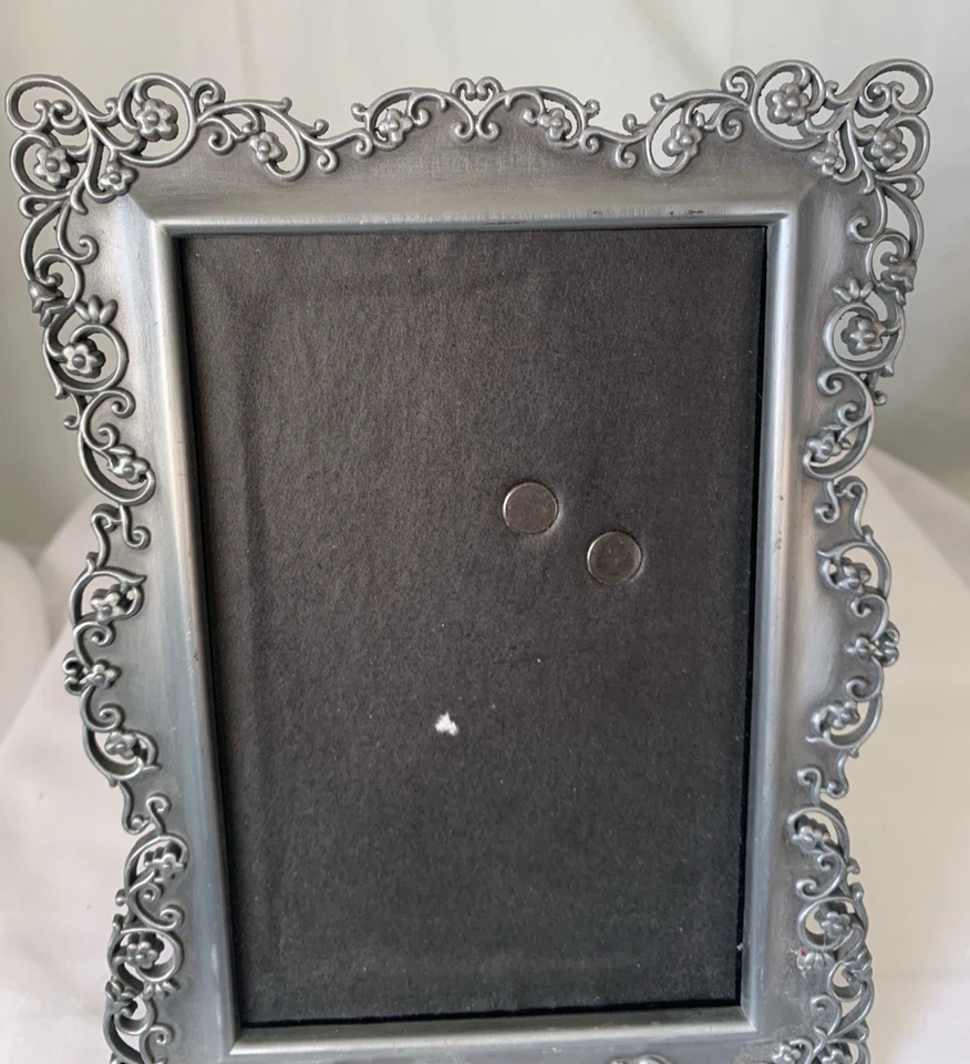 Marco de fotos Malden tono peltre marco decorado 7,5x5,5 corazones rollos defecto Foto 4 de 4