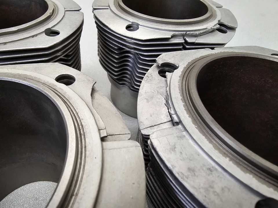 4 CILINDROS BIRALES USADOS ORIGINALES PORSCHE 911 914-6 MAHLE 80ZD3 1966-69 ASTILLADOS Foto 4 de 4