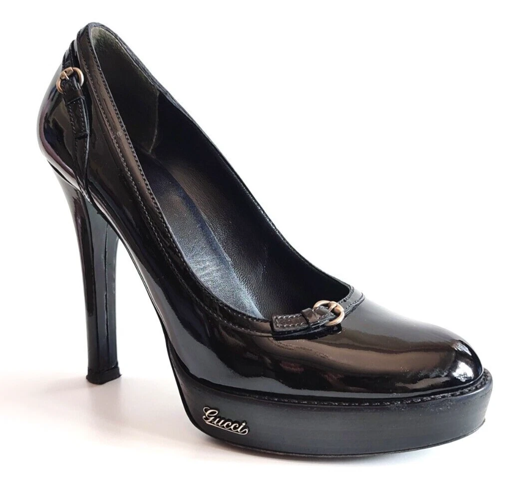 Escarpins en cuir breveté GUCCI en noir talons hauts plate forme logo GG escarpins
