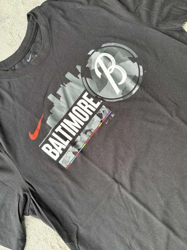 Camiseta Baltimore Orioles Nike City Connect Tri-Mezcla Negra Grande Para Hombre Foto 2 de 4