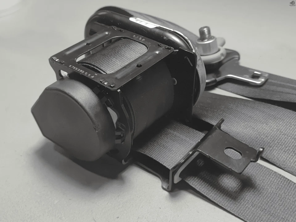 Cinturón de seguridad del lado del pasajero delantero retractor OEM beige Honda Pilot 2016-22 Foto 2 de 4