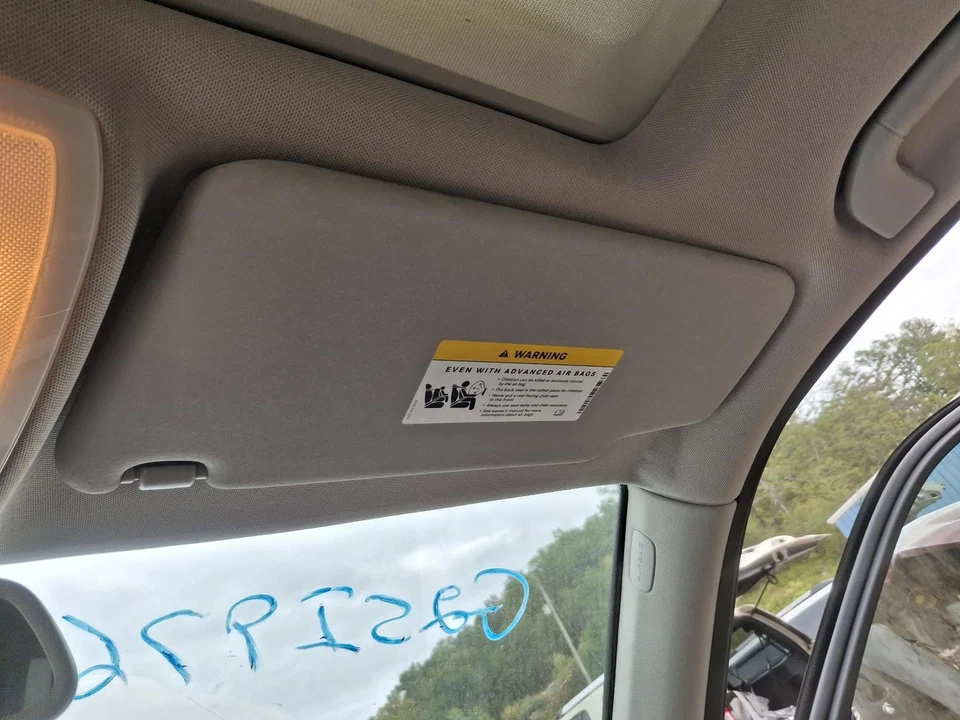 Б/у воздухоочиститель в сборе подходит: 2012 Mercedes-Benz Mercedes glk-class 204 тип G - Изображение 3 из 4