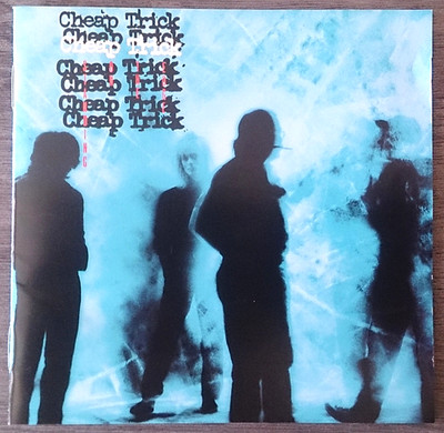 CHEAP TRICK - STANDING ON THE EDGE (1991)  CD  EPIC RECORDS  ESCA 5442 (JAPAN)