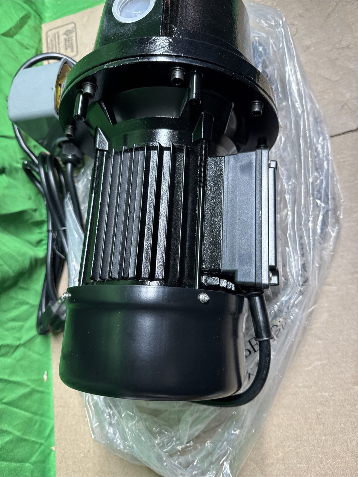 VEVOR 1HP 17.6 GPM Shallow Well Jet Water Pump Irrigation 164 FT Head Cast Iron