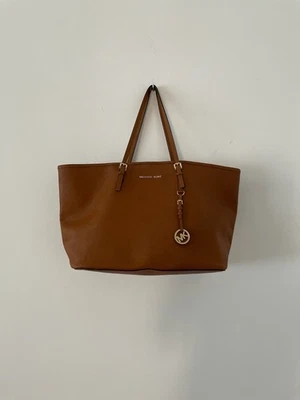 Michael Kors Jet Set Travel