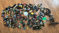 Lots of Lego pieces Hailfire Droid parts, Batman car parts & more