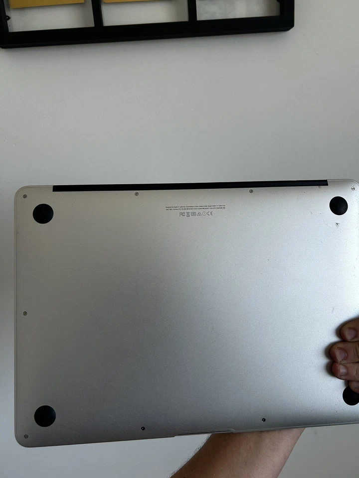 Apple MacBook Air 13" 2013 Core i7 1.7GHz 8GB Ram 128GB SSD [L15129] - Image 2 of 3