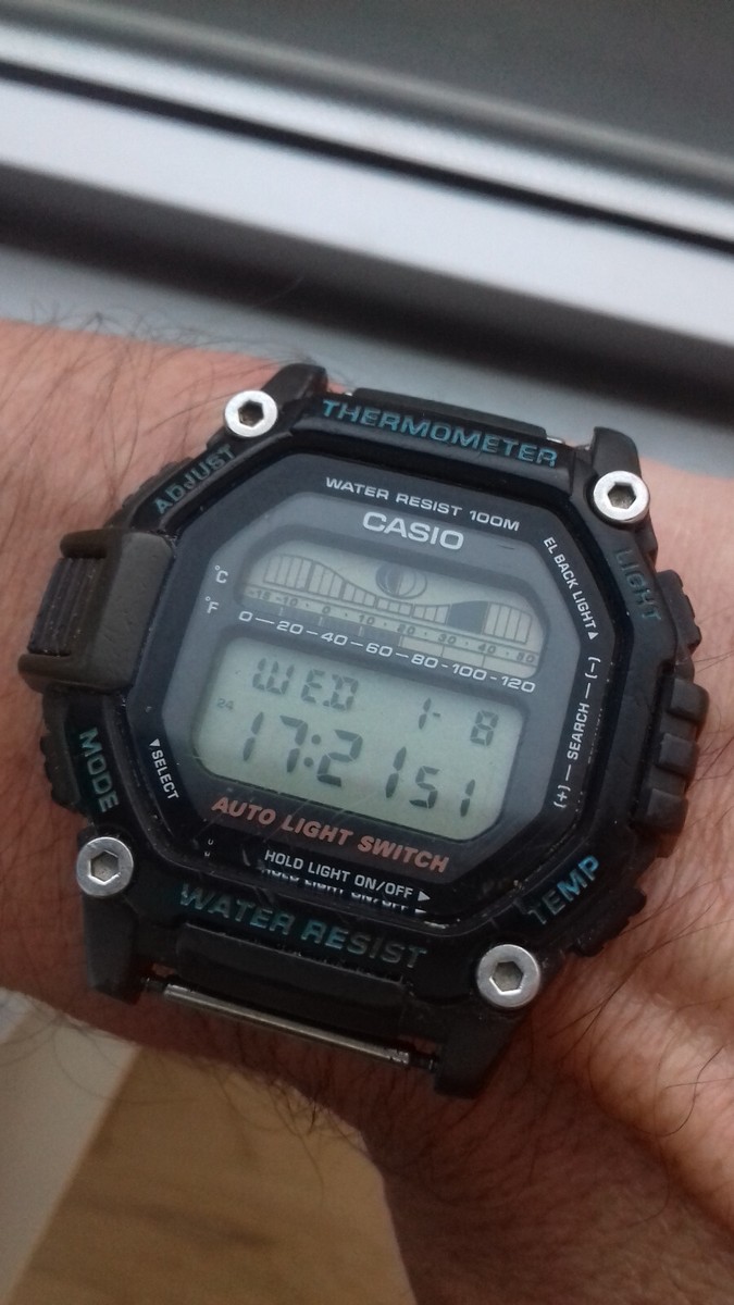 稼働 CASIO TS-210 温度計センサー付 レトロ デジタル 10気圧防水