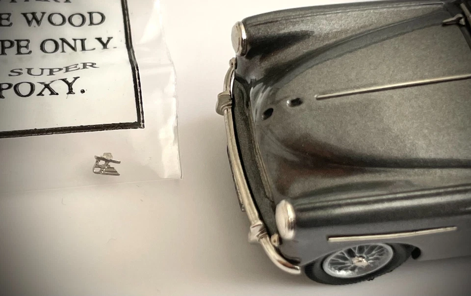 Lansdowne LDM 22x - 1952 Austin A40 Sport Convertible (Gunmetal) - Image 3 of 4