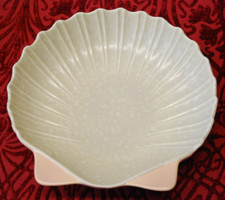 Poole Twintone Large Scallop Shell Shaped Dish 23cm x 22.5cm x 5cm