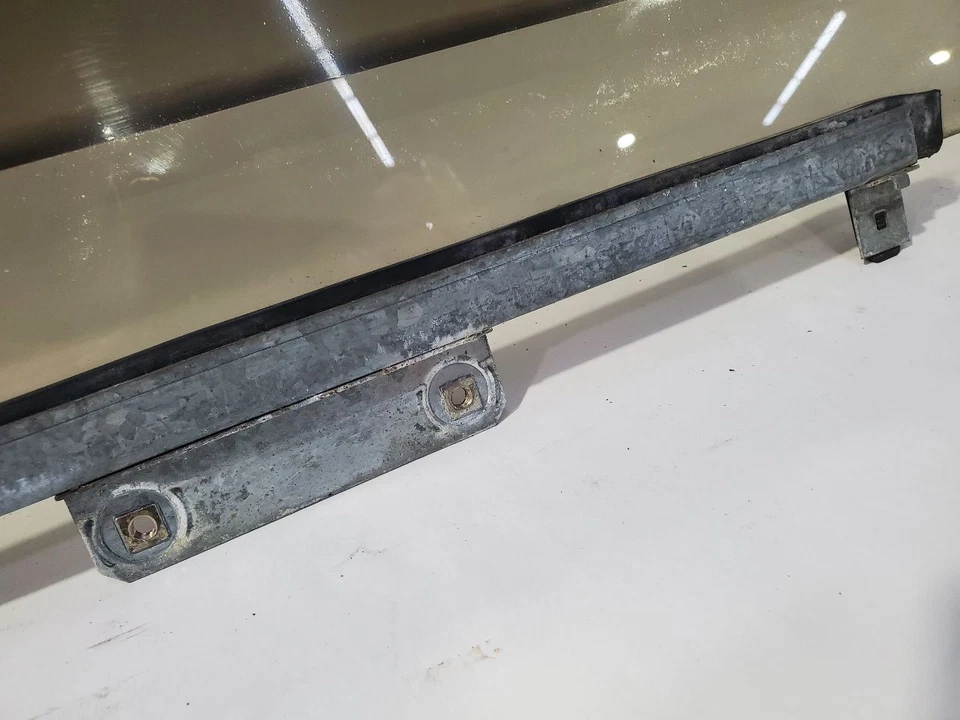 Puerta delantera izquierda vidrio delantero usado se adapta a: 1989 Saab 900 Htbk 3 puertas L. Delantera izquierda Gra Foto 2 de 4