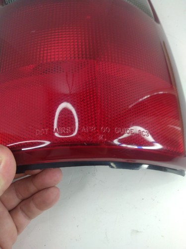 Used 2003 Chevrolet Tahoe Taillights Zero Cracks Some Fading - Picture 14 of 16