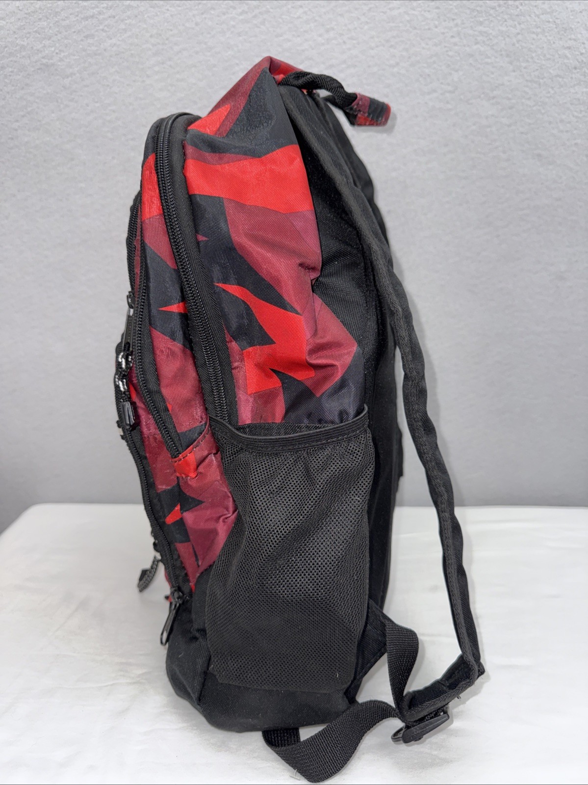 EastSport Backpack Multiple Pockets Adjustable Bu… - image 2