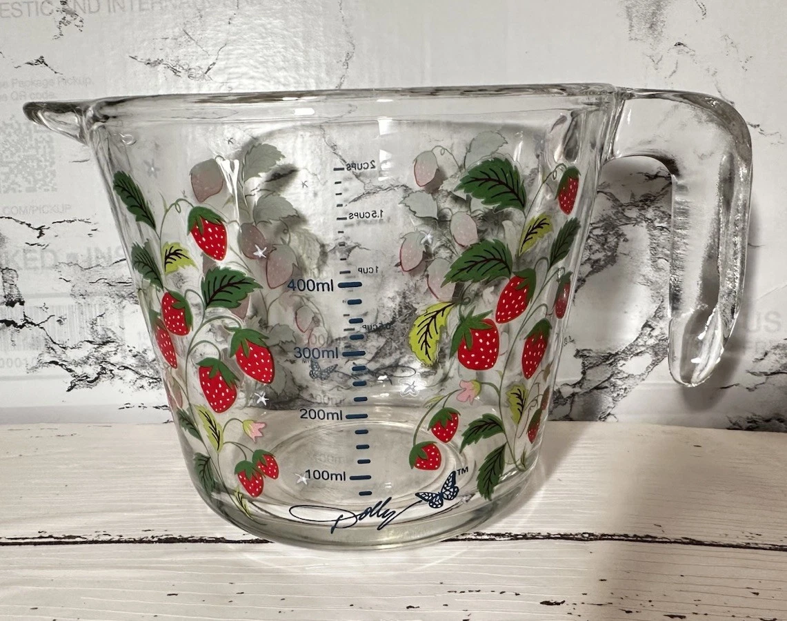 Dolly Parton DG Strawberries 16oz Measuring Cup Pyrex-Type Glass NWT