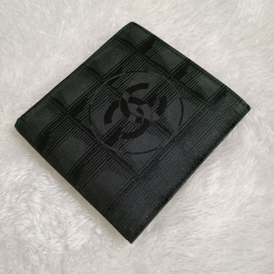 Chaneltravel Line Bifold Wallet Black