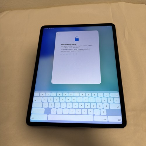 Apple iPad Pro 12.9" 6th Gen. As Is For Parts A2764 Bundles