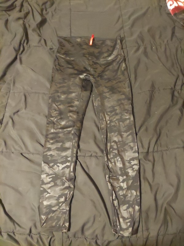 Spanx by Sara Blakely Shiny Camo Black Gray High Waist Leggings Size XL