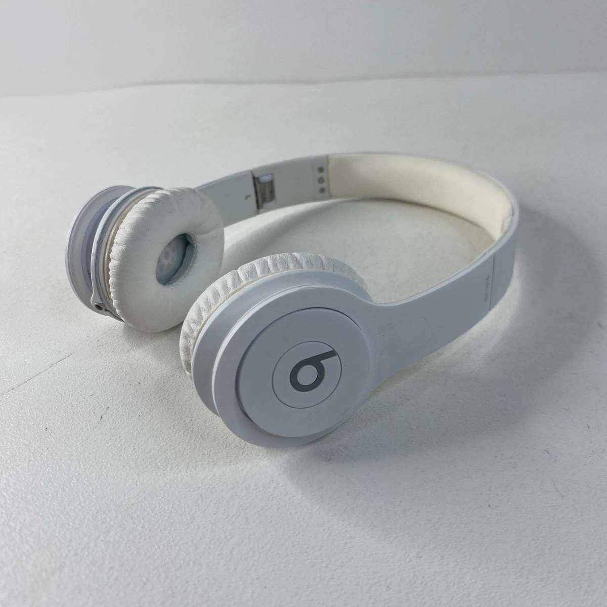25+ Beats By Dre Solo Hd White for sale | Updated Oct 2026