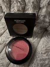 Mac Blush Shade Breezy