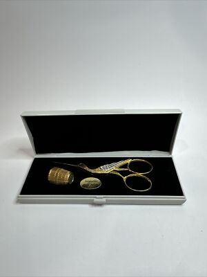 Vtg Qualitat Solingen Vergoldet Gold Plated Dore. Scissors and Thimble