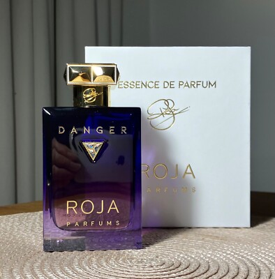 Danger Essence de Parfum Roja