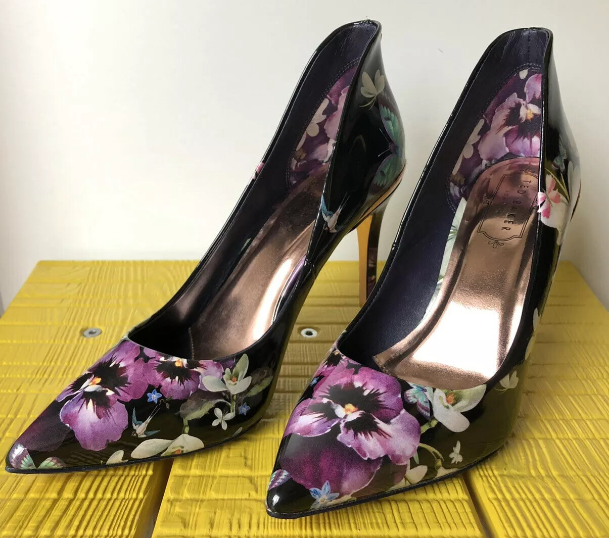 Ted Baker 'Savei' Pointed Toe Court 