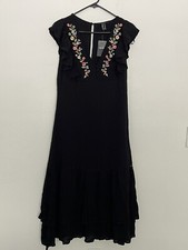 Forever 21 Black Dress Embroidered Flowers Maxi Dress Size Medium Grunge