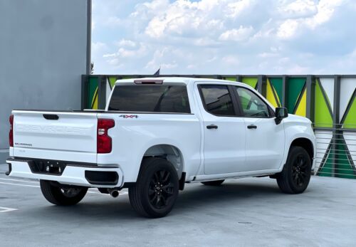 2024 Chevrolet Silverado 1500 K1500 4X4 - Picture 8 of 23