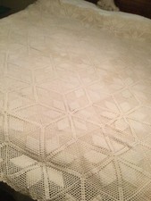 Vintage HandMade Crochet Lace Bed Cover Coverlet Bedspread 82"x64 Beige Cotton