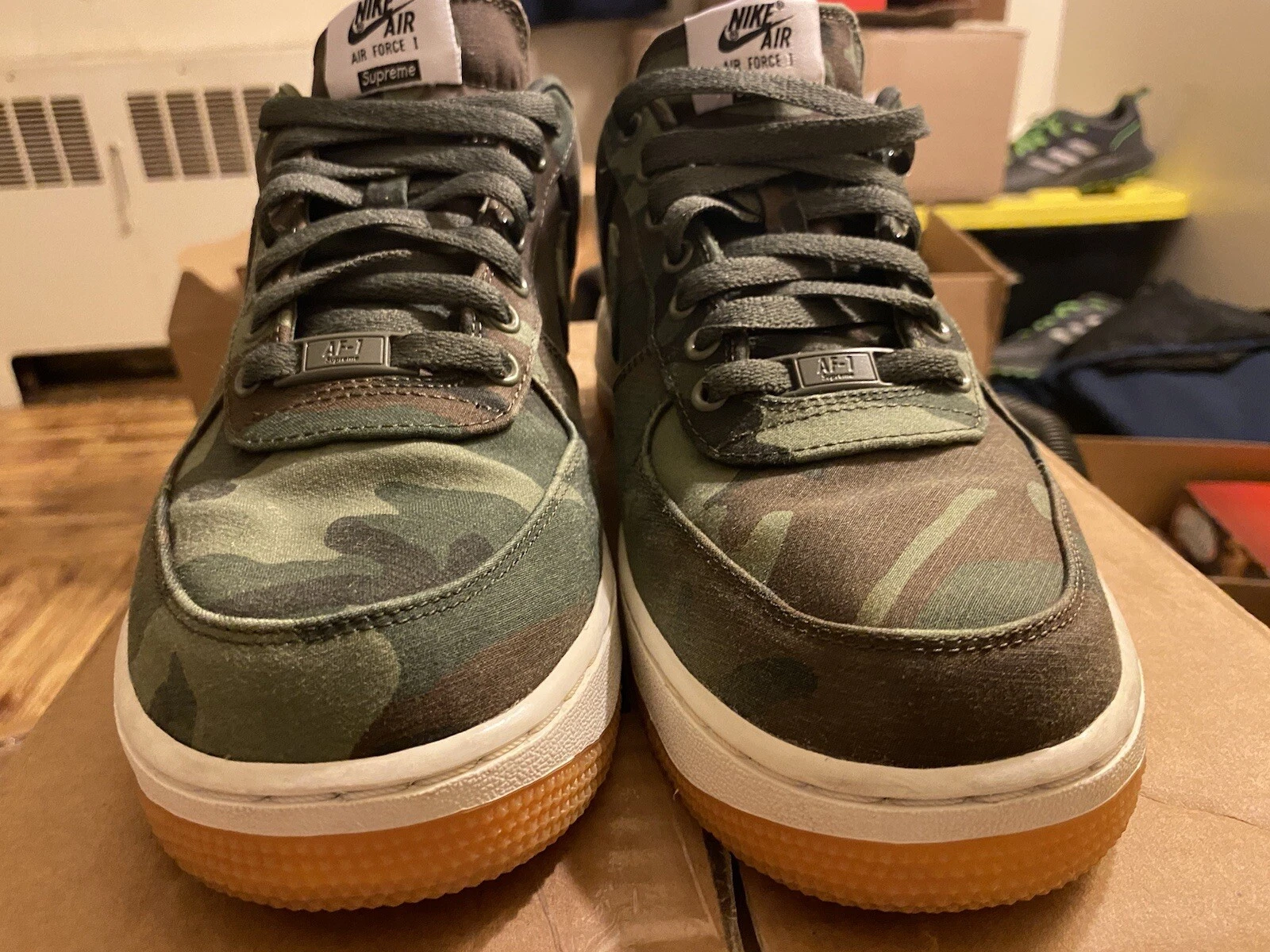 Taille 10,5   Nike Air Force 1 Low Premium '08 x Supreme Camo 2012