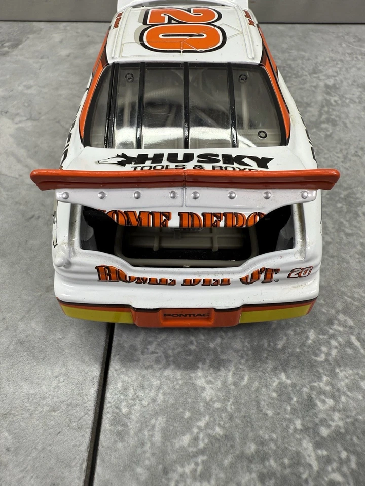 TONY STEWART 1999 HOME DEPOT HABITAT FOR HUMANITY PONTIAC 1/24 LIMITED EDITION - Image 4 of 4