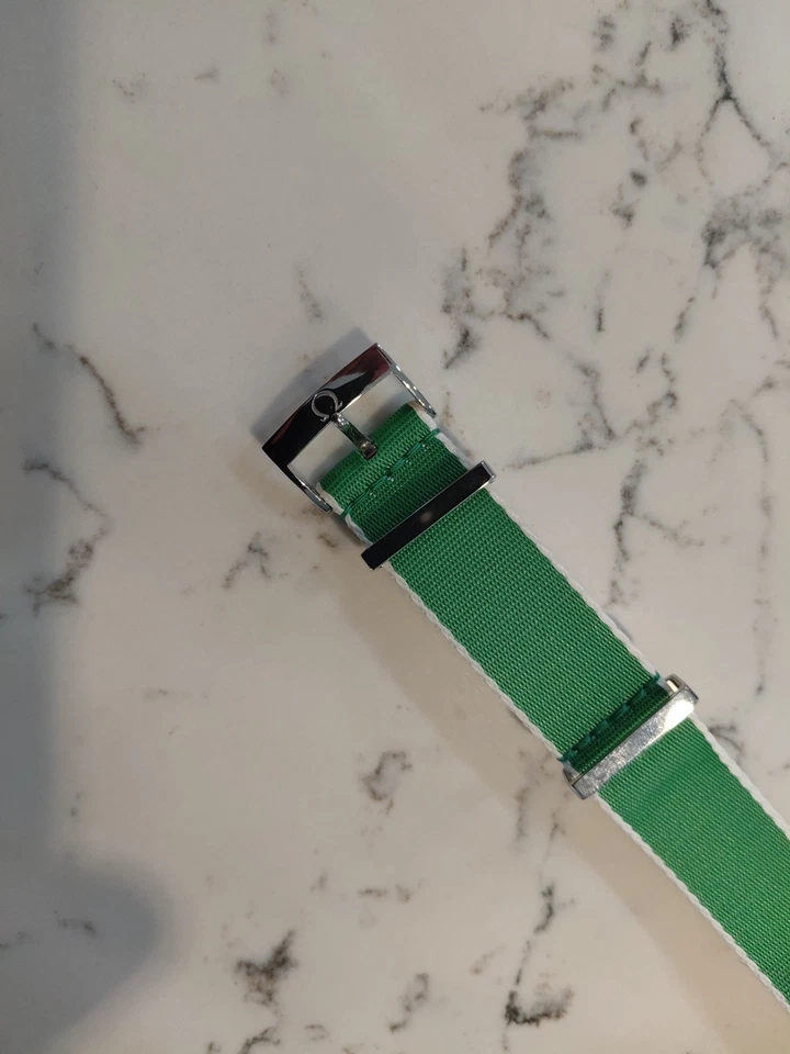 Omega Nato 20mm Green Pre Own In Great Condition Purchased From Omega Boutique.. - Image 3 of 4