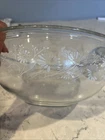 Colonial Mist pattern Pyrex Clear White Daisy Large  Mixing Bowl 1970’s  4L 326