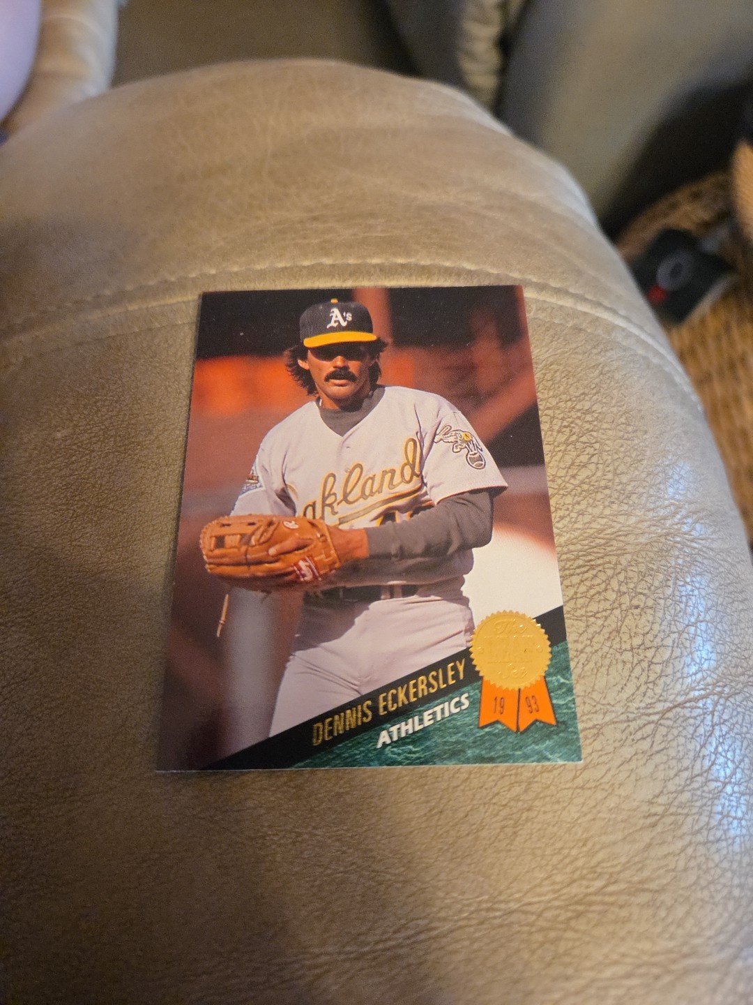 1993 Leaf Dennis Eckersley Oakland Athletics #72